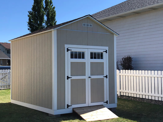 Custom Built Shed vs. Pre-Fabricated Shed: Making the Right Choice for Your Outdoor Space